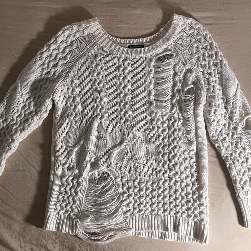 Charlotte Russe sweater in white, size 2x